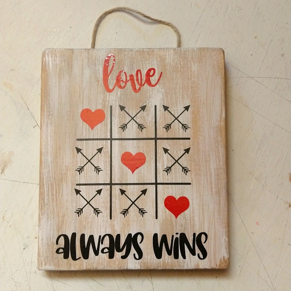 Hand Crafted Valentine's Gift 5.5" x 6.5" x 3/4"